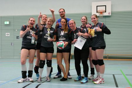 18_04_29 Verbandsligapokalsieger Damen PSV Neustrelitz (6).JPG